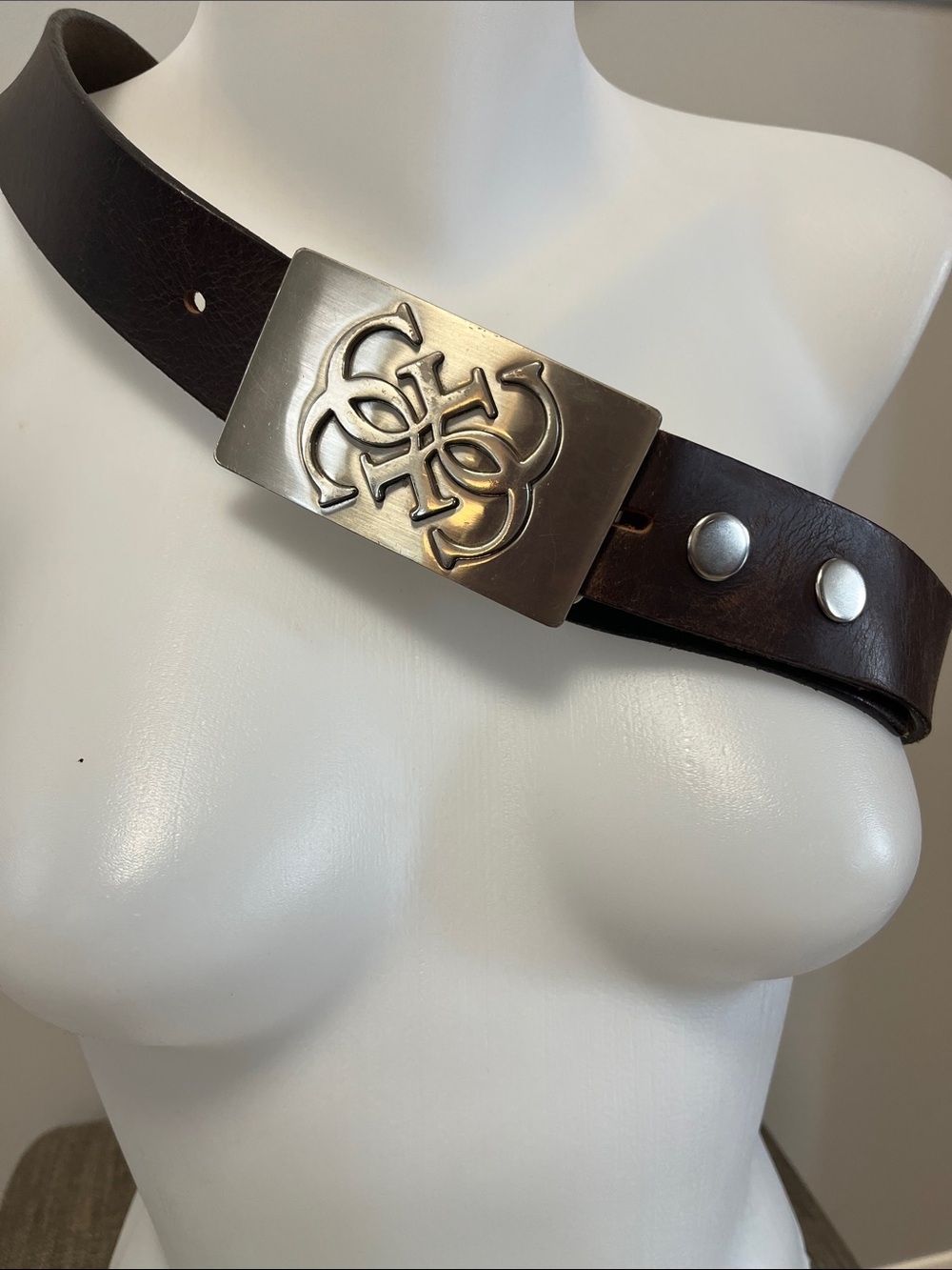 Guess Leather Waist Belt with Silver-Tone Buckle 32-34